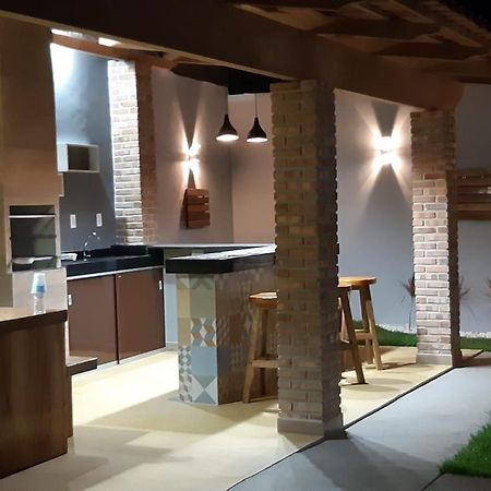 Villa Casa Com Piscina No Centro Nova Viçosa Exterior foto