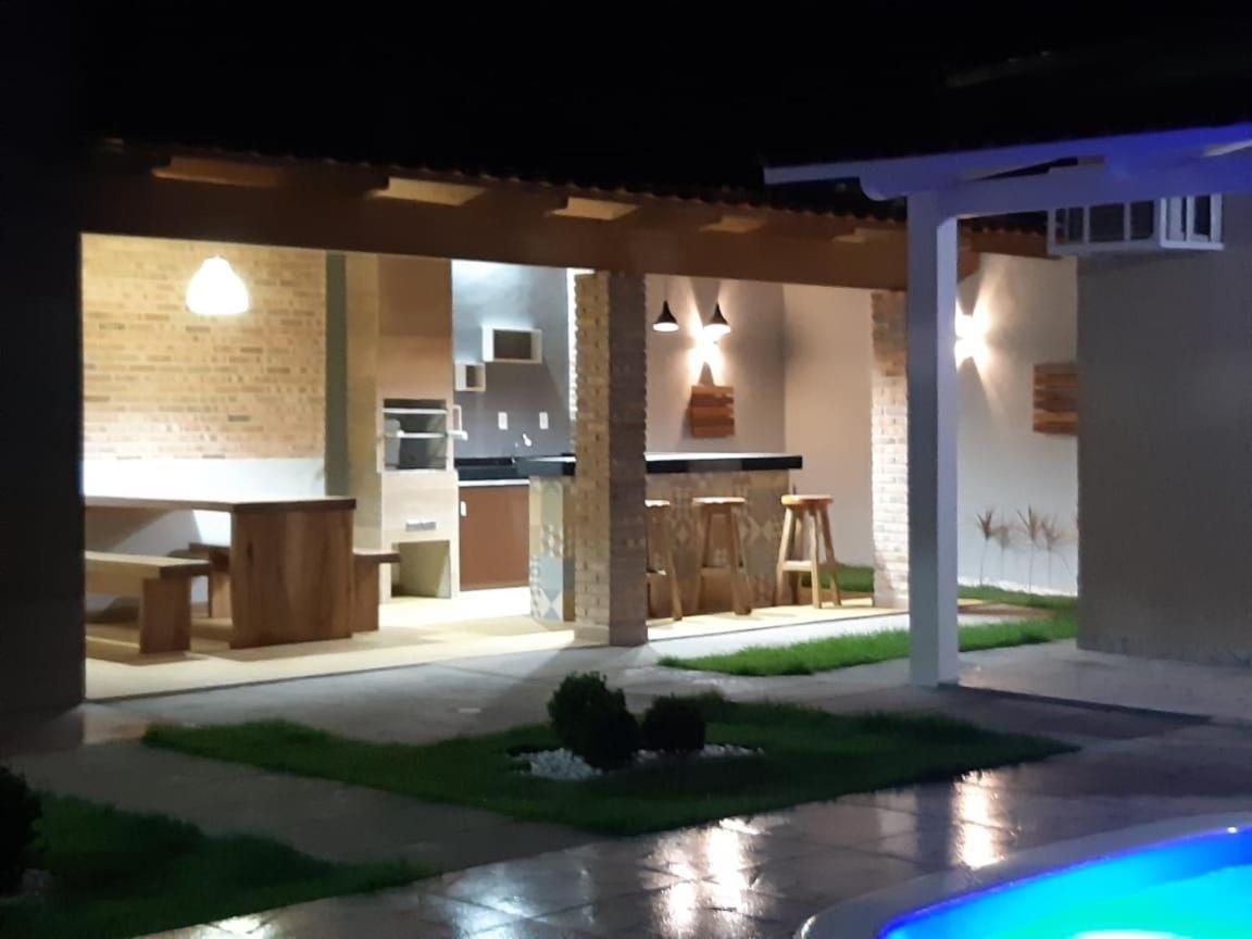 Villa Casa Com Piscina No Centro Nova Viçosa Exterior foto