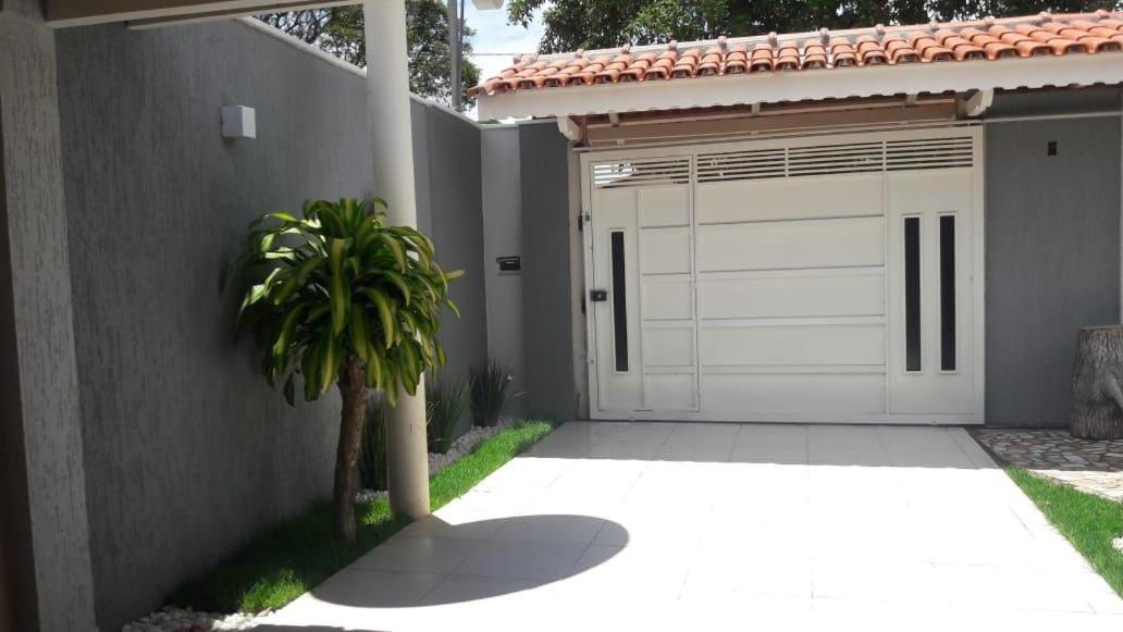 Villa Casa Com Piscina No Centro Nova Viçosa Exterior foto