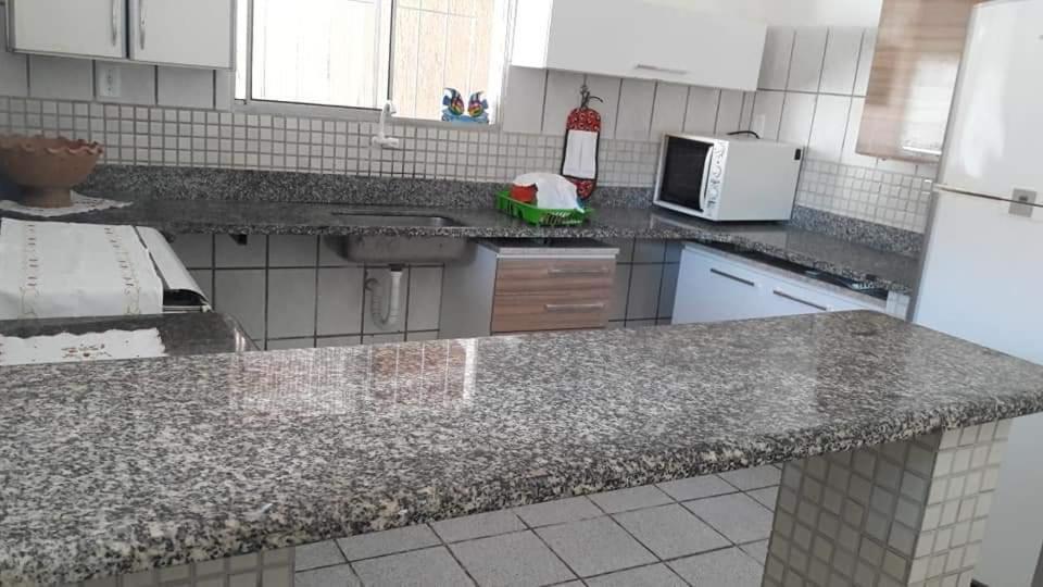 Villa Casa Com Piscina No Centro Nova Viçosa Exterior foto