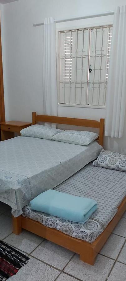 Villa Casa Com Piscina No Centro Nova Viçosa Exterior foto